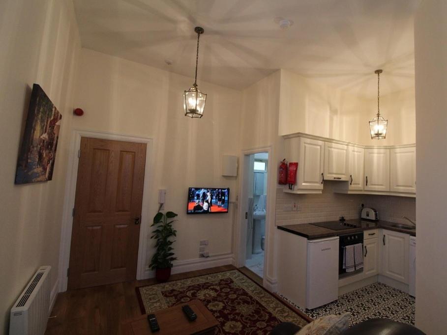 The Post House Apartment Kinsale Bagian luar foto