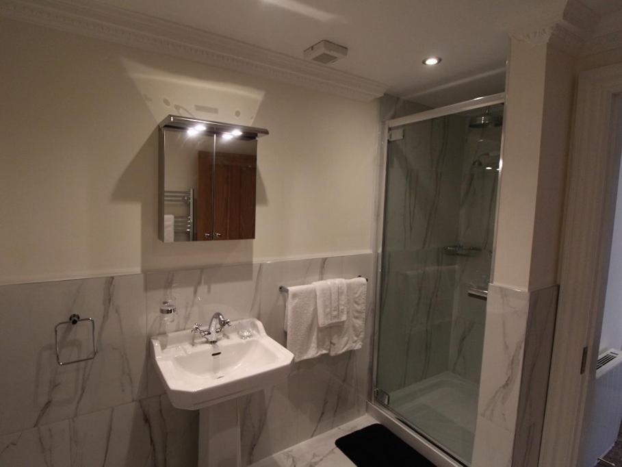 The Post House Apartment Kinsale Bagian luar foto