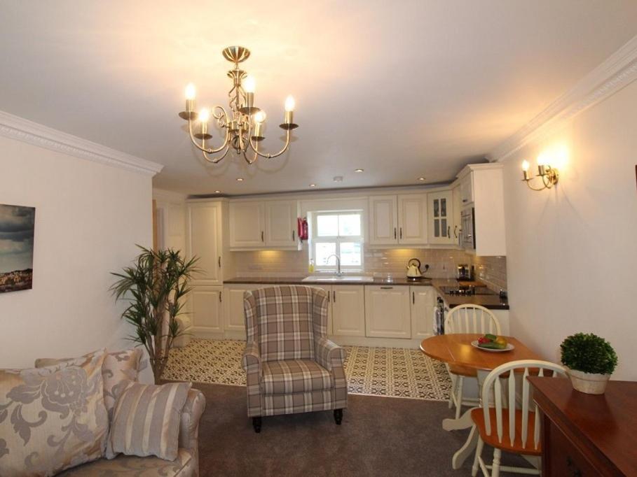 The Post House Apartment Kinsale Bagian luar foto