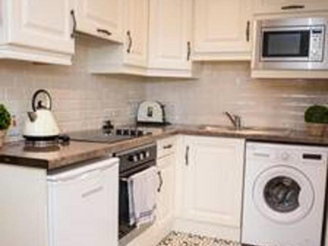 The Post House Apartment Kinsale Bagian luar foto