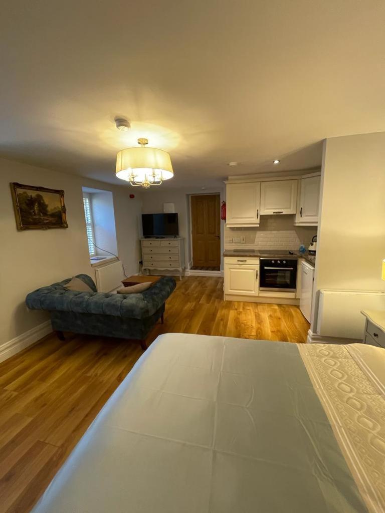 The Post House Apartment Kinsale Ruang foto